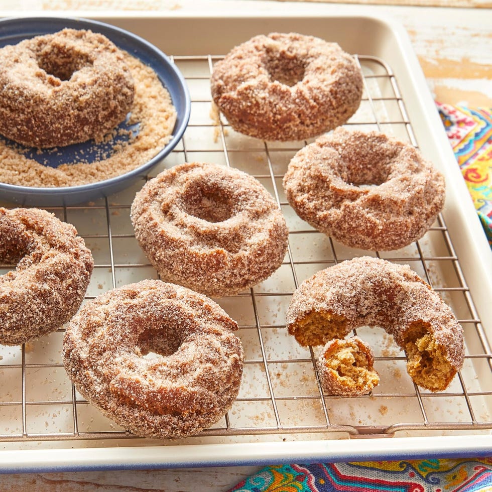 thanksgiving breakfast ideas apple cider doughnuts