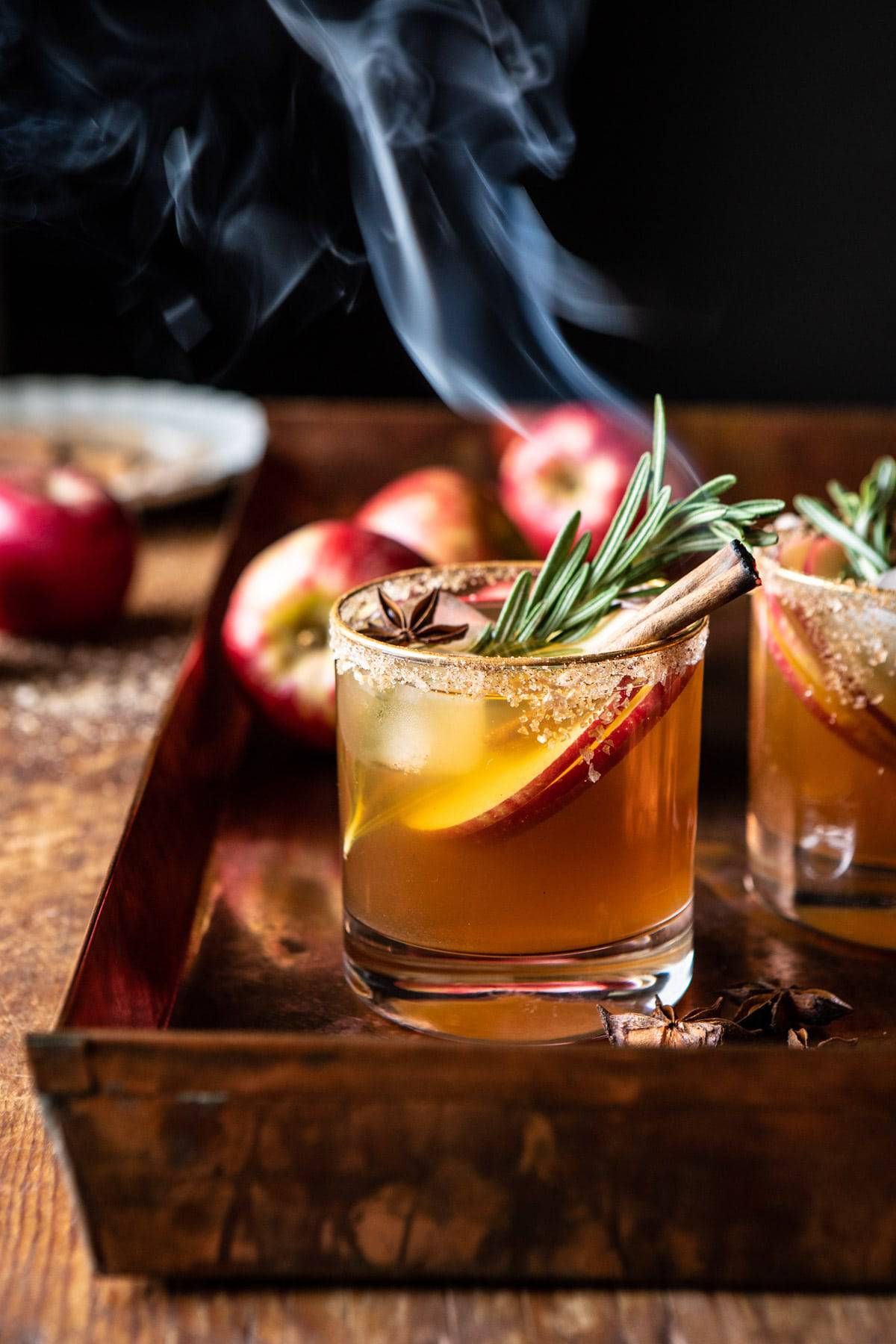 40 Best Thanksgiving Cocktails - Festive Thanksgiving Drinks