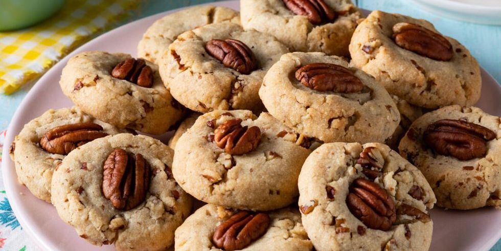 thanksgiving cookies pecan cookies