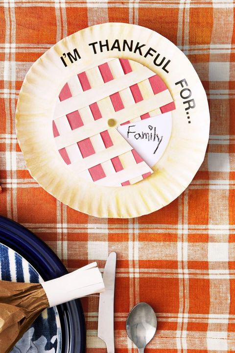 thanksgiving craft pie chart made of paper plate