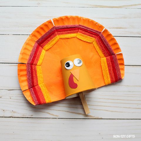 thanksgiving crafts paper cup turkey