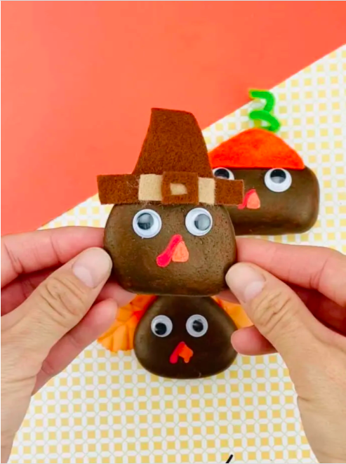 30 Easy Thanksgiving Crafts For Kids 2021 - Thanksgiving Arts And Crafts  Ideas