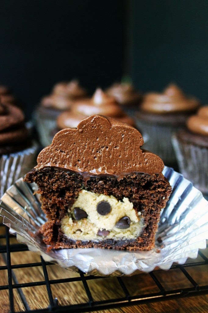 chocolate chip cookie dough thanksgiving cupcake recipe