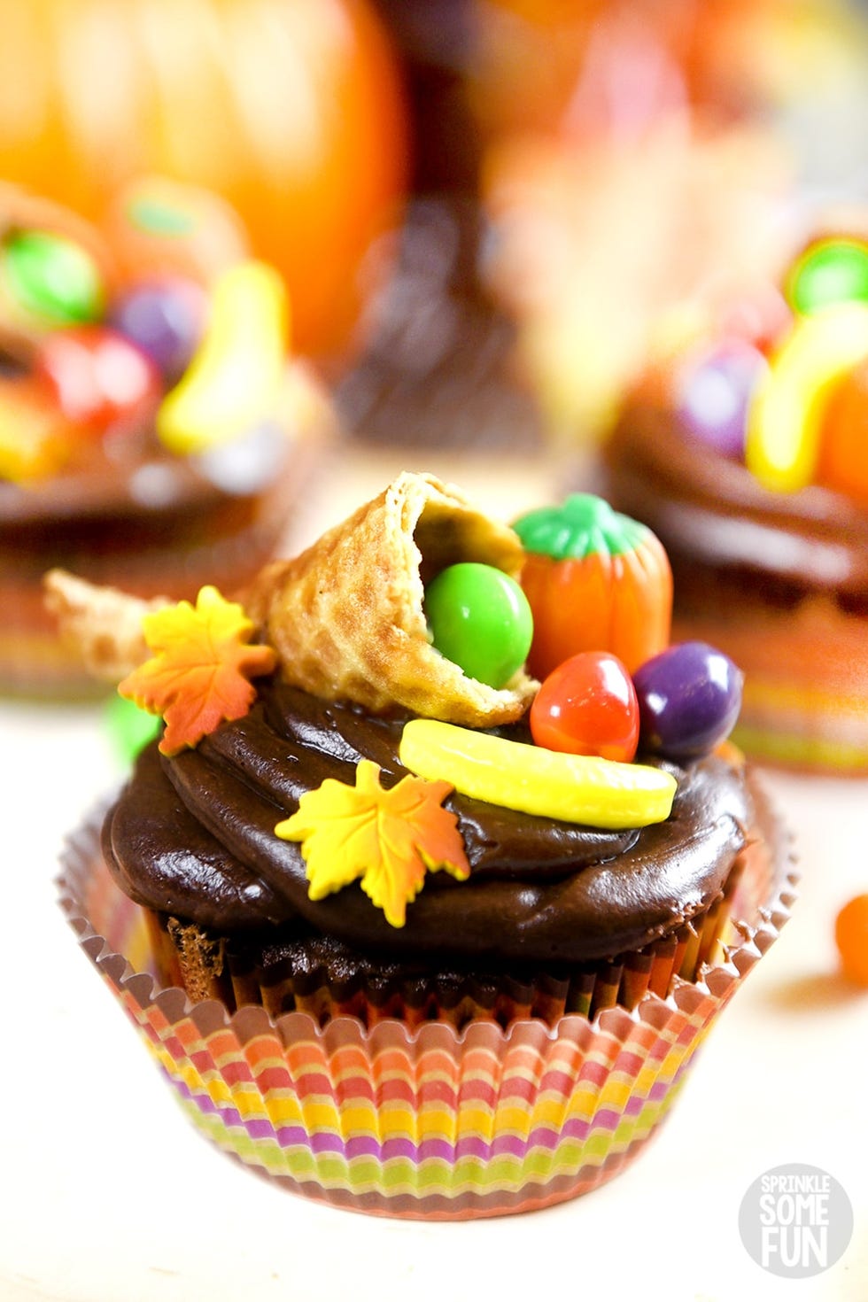 thanksgiving cupcakes cornucopia