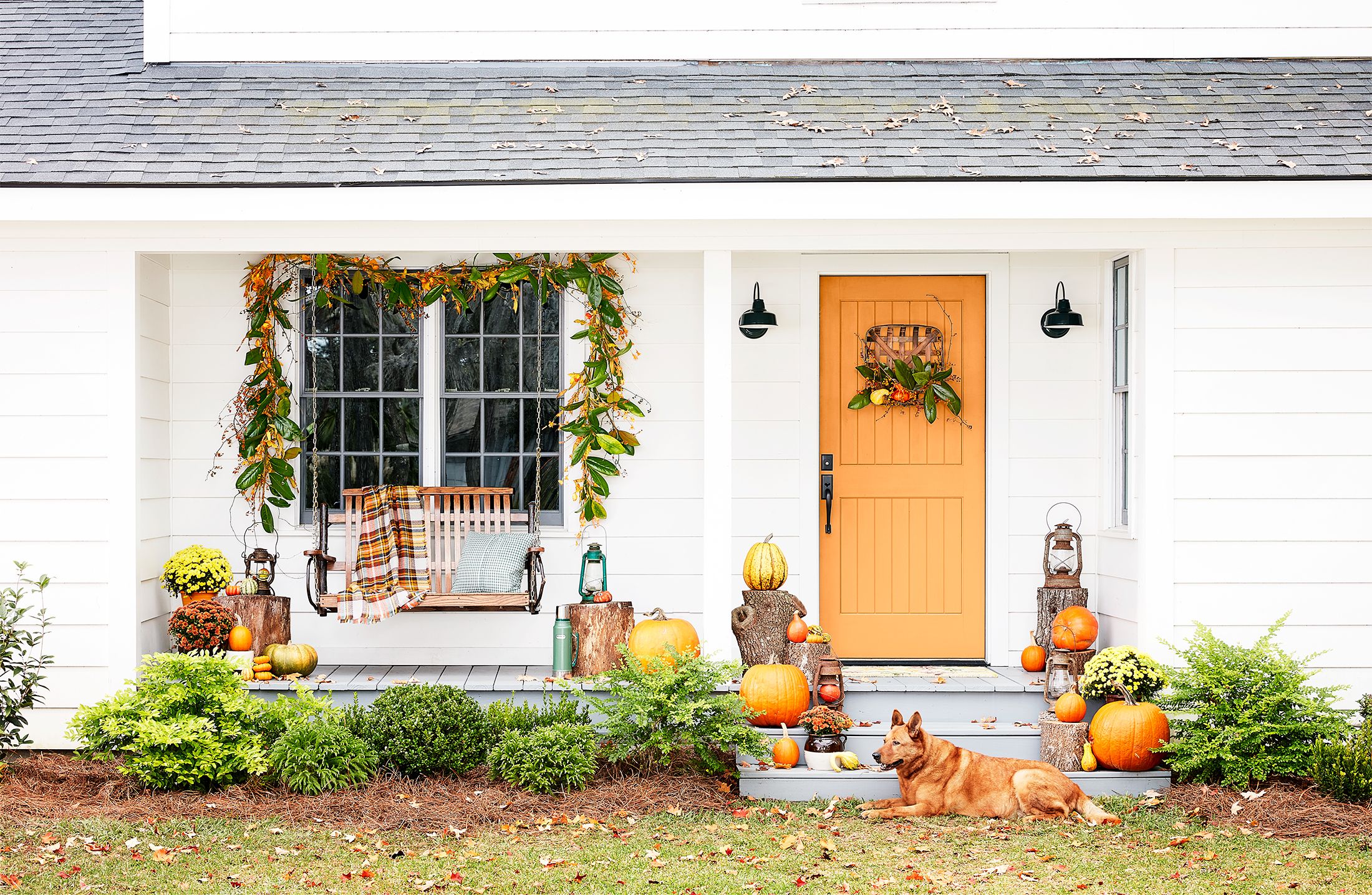 50 Fall Porch Decor Ideas - Best Autumn Front Porch Decorations