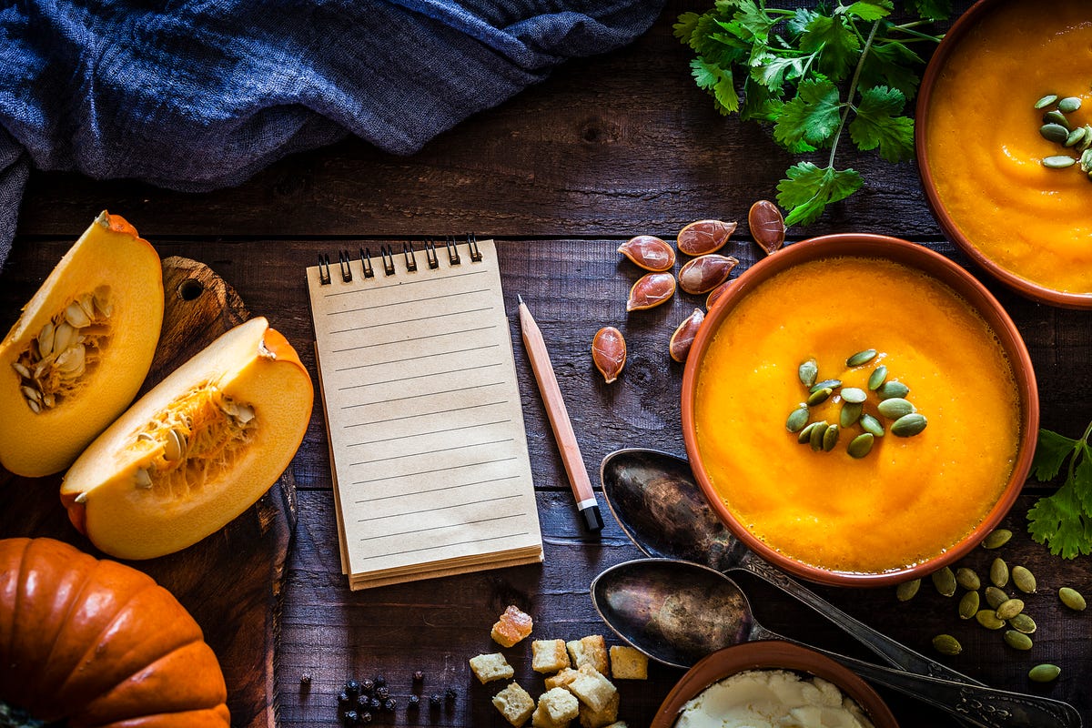 45 Conversation Starters for the Thanksgiving Table