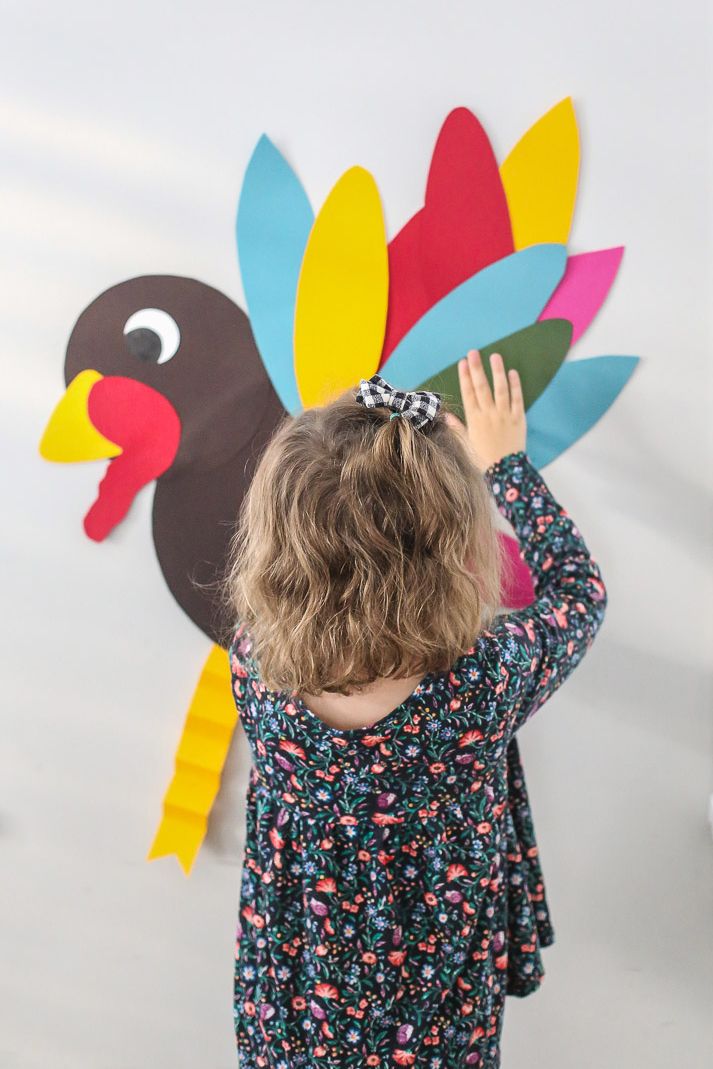 pin the feather on the thanksgiving turkey game