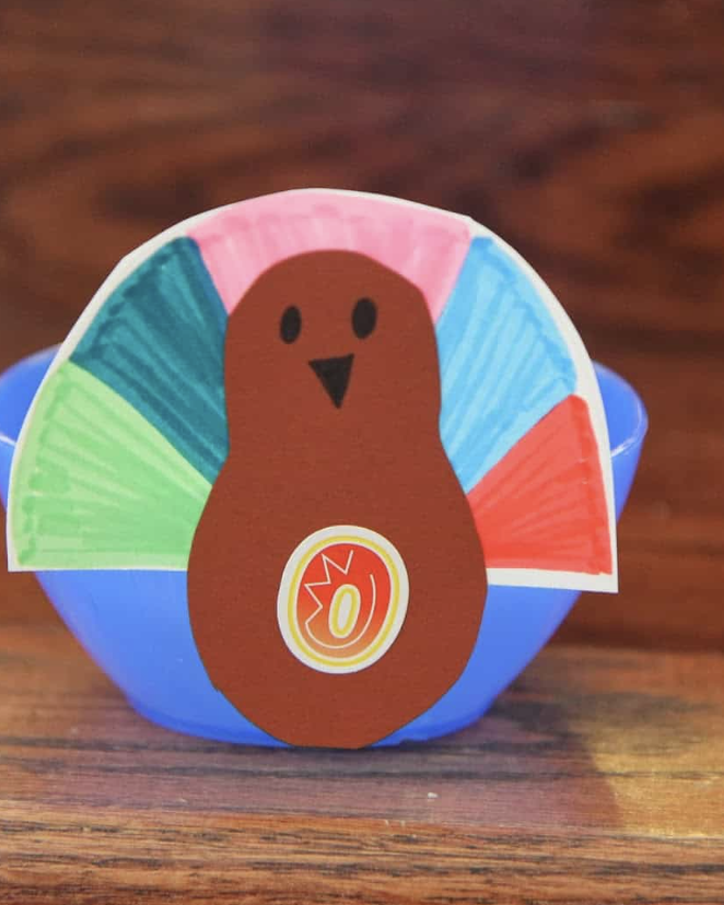 40 Fun DIY Thanksgiving Crafts Adults Will Want to Do