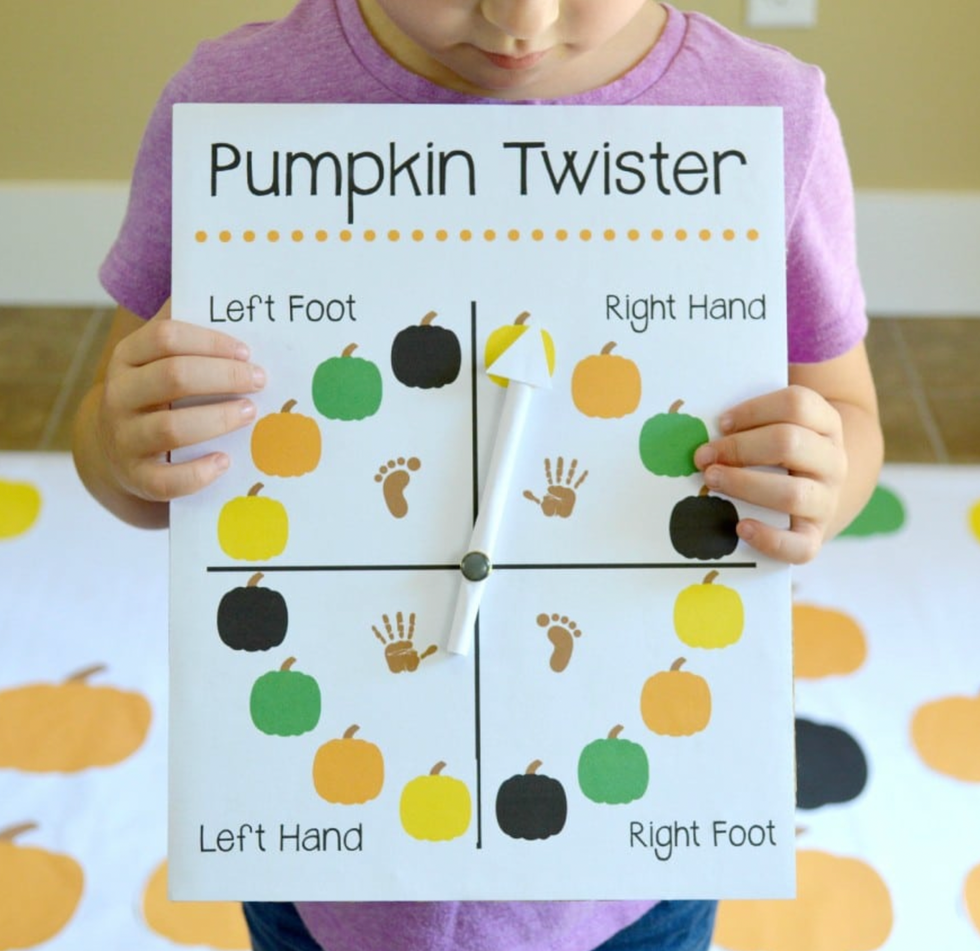 40 Best DIY Thanksgiving Games for the Whole Family