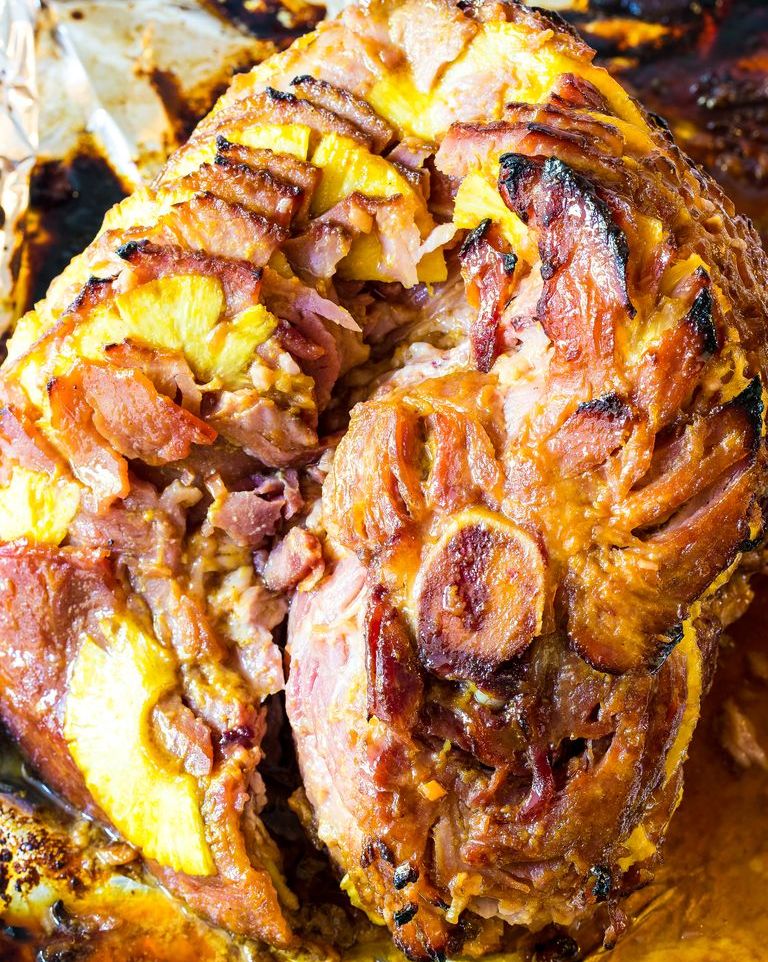 baked ham with pineapple slices