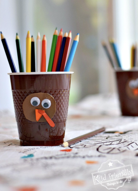 thanksgiving kids crafts turkey coloring cups