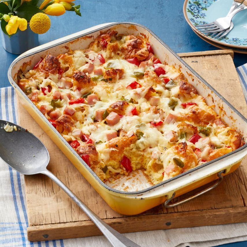 breakfast casserole with ham and peppers