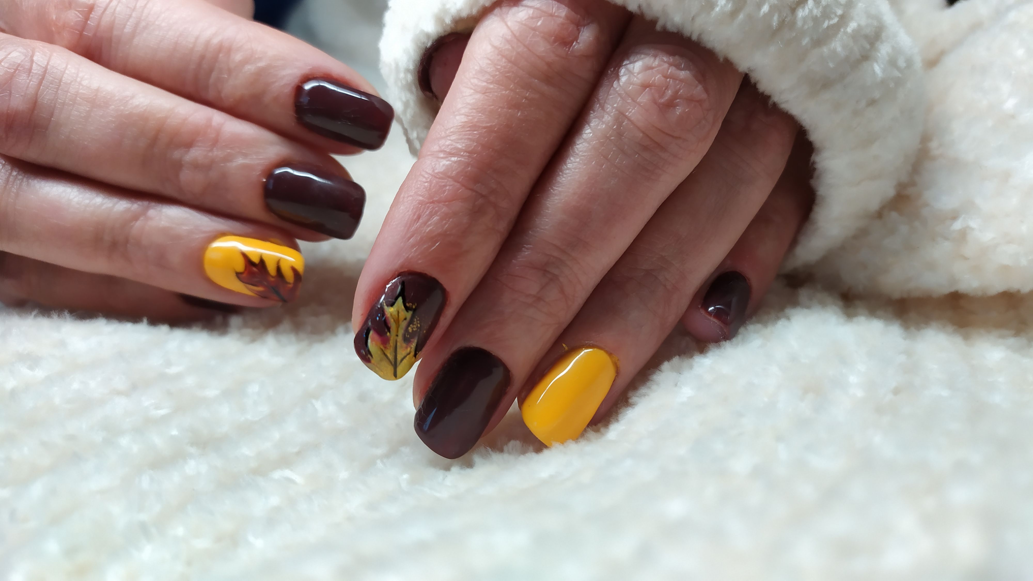 9 Fall 2023 Nail Art Trends That You're About to See Everywhere — See  Photos | Allure
