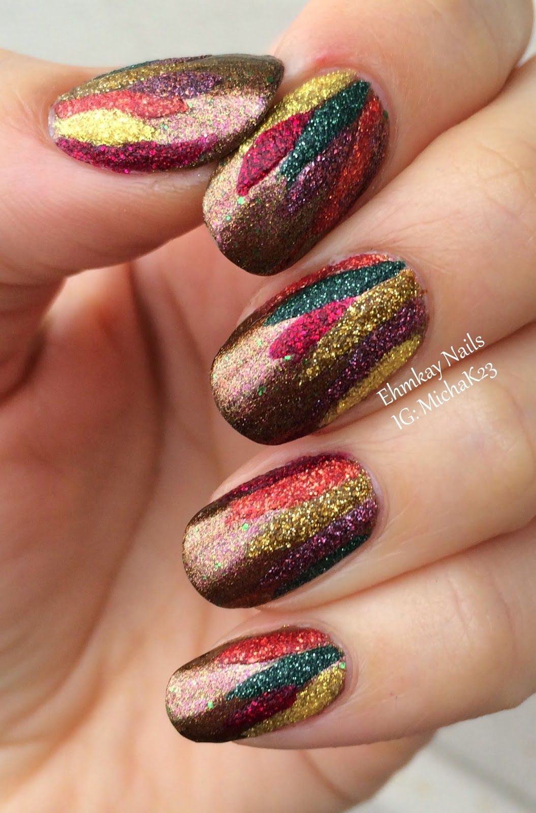 Pink and gray nails | Gray nails, Pink glitter nails, Pink grey nails