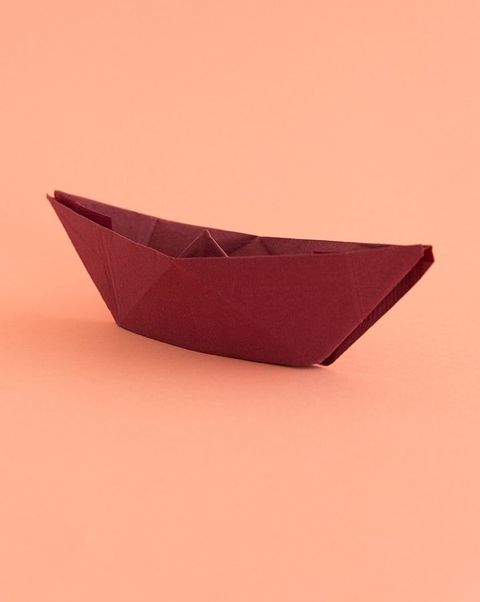 napkin folding idea like boat fold