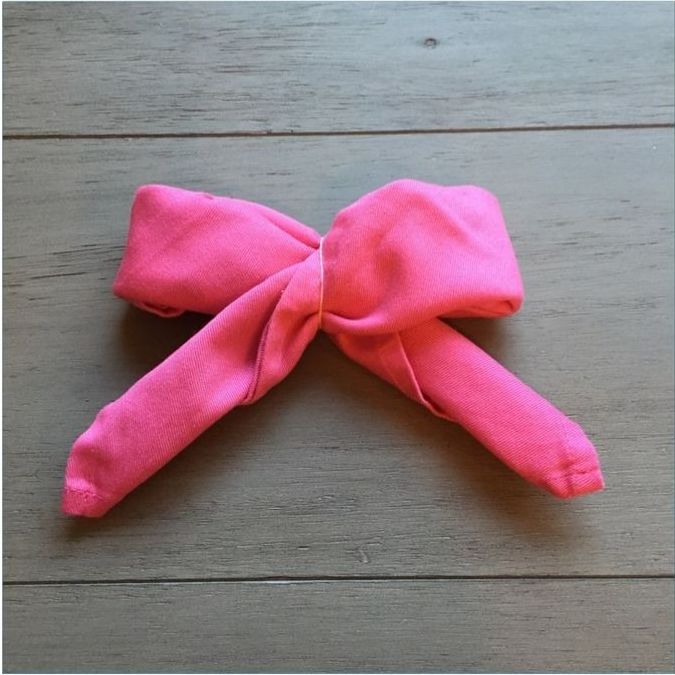 napkin folding idea like ribbon bow