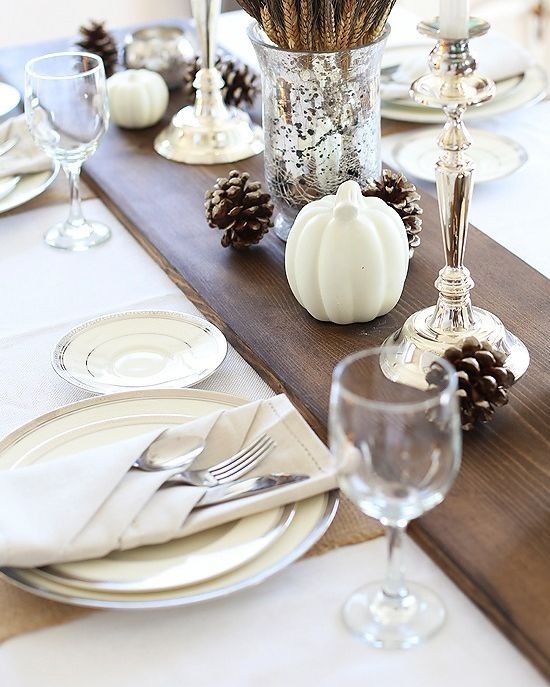 20 Best Napkin Folding Ideas to Set Your Table