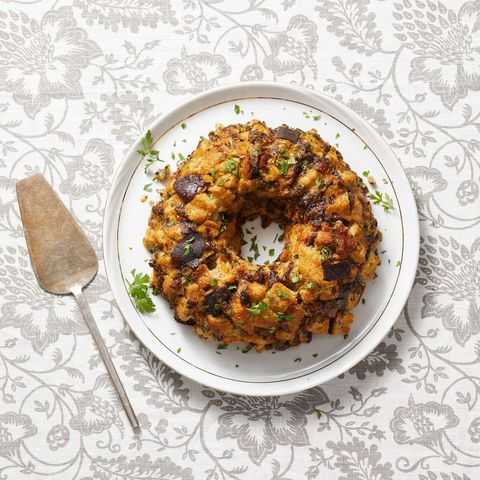 thanksgiving side dishes herb stuffing ring