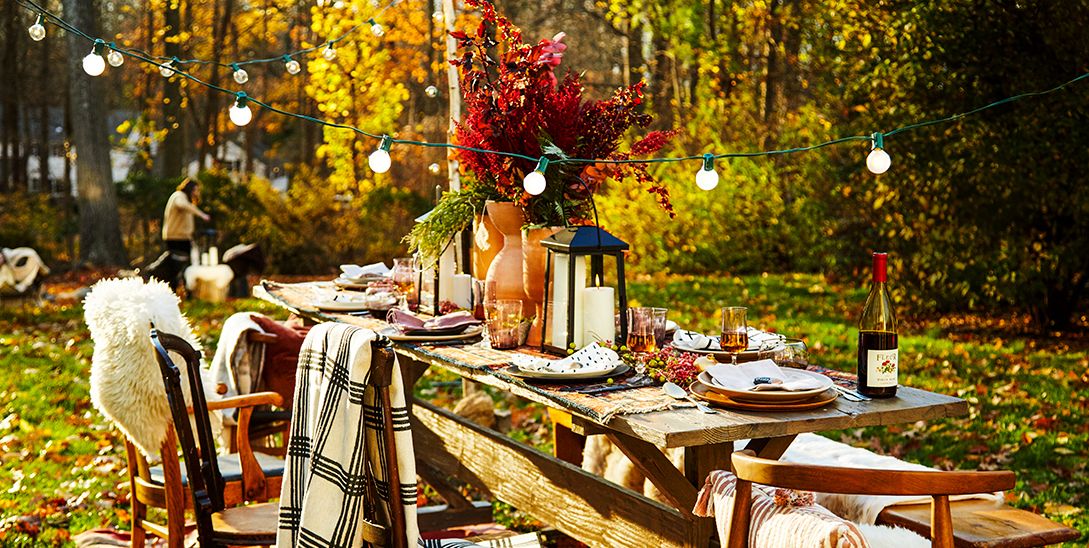 The Thanksgiving Dinner Table Setting - The Art of Doing Stuff