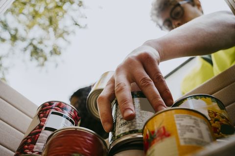 best thanksgiving traditions collect canned food