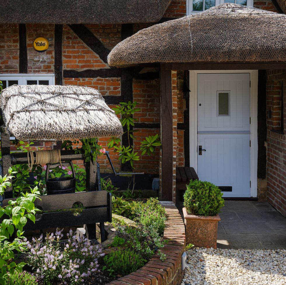 thatched cottage for sale well