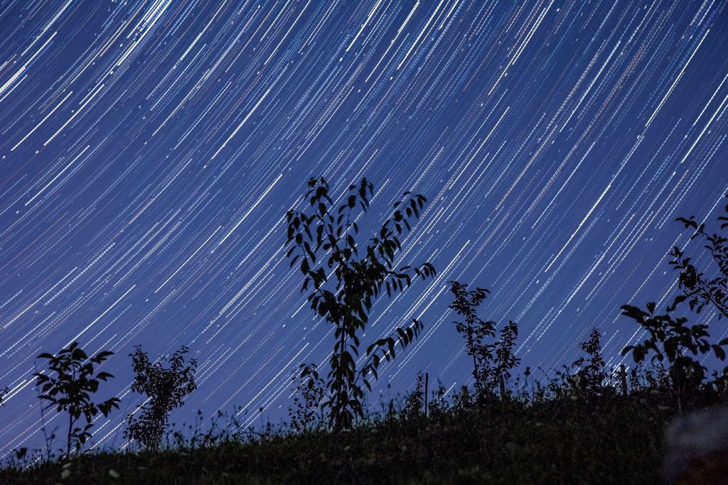 Perseid Meteor Shower 2018 - 11 Incredible Photos Of This Month's Perseids