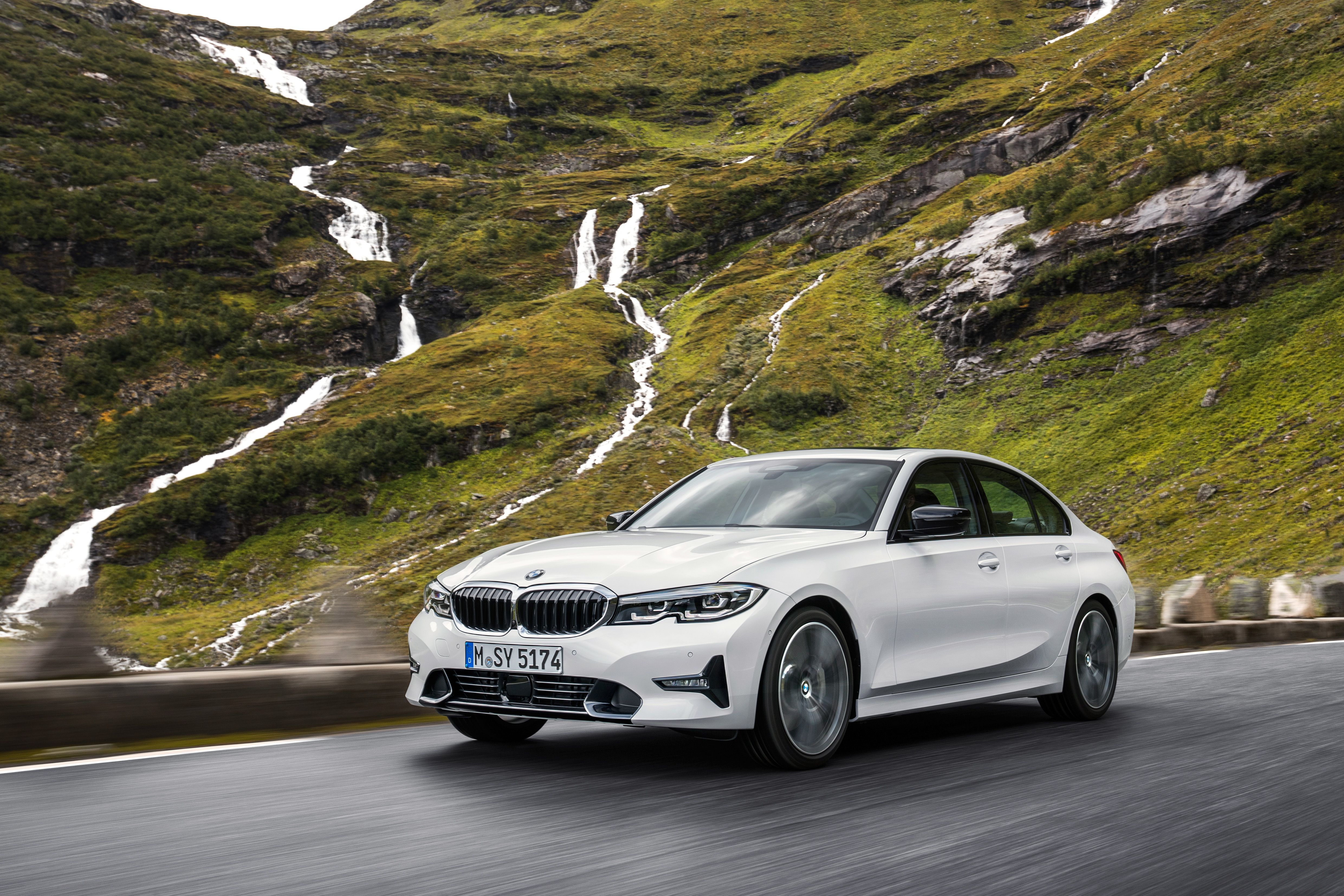 20 Things You Need To Know About the 2019 BMW 3-Series