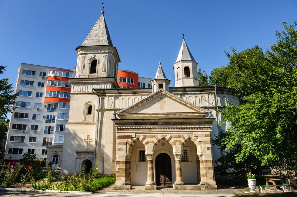 iglesia armenia apostolica chisinau, moldavia