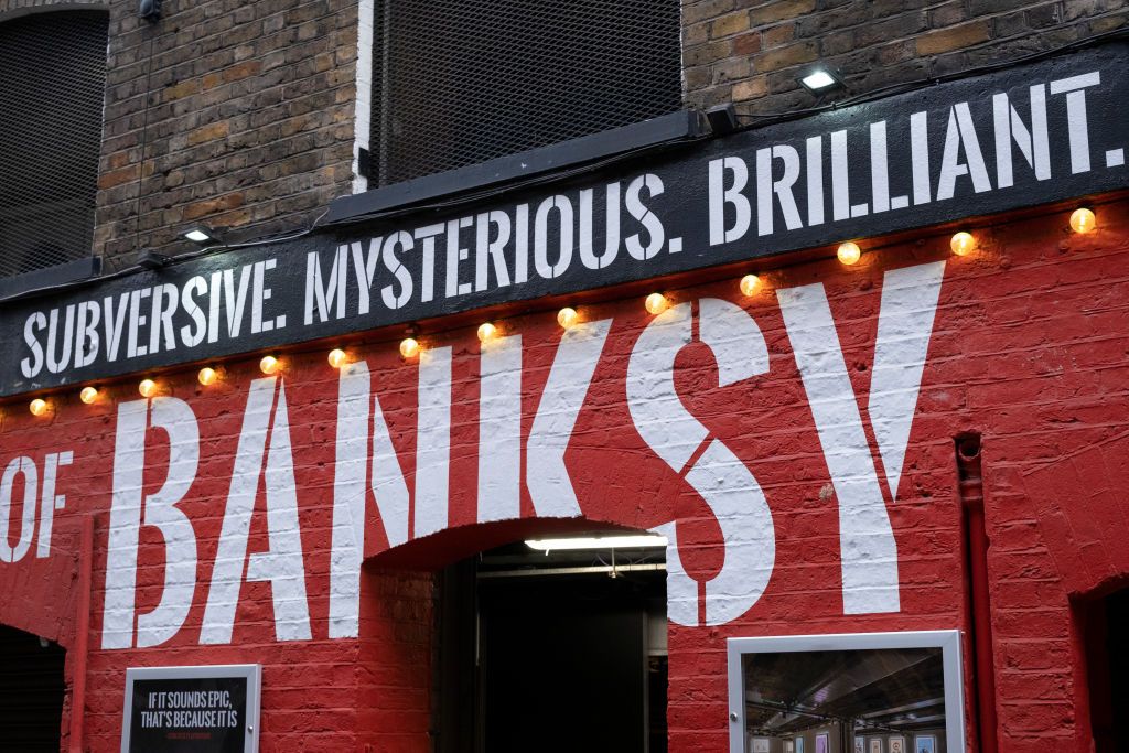 Banksy: Biography, Artist, Graffiti and Street Art, Identity