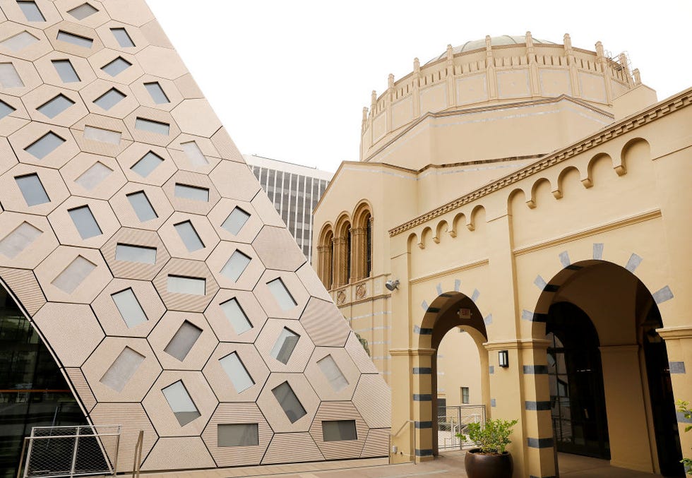 audrey irmas pavilion, wilshire boulevard temple