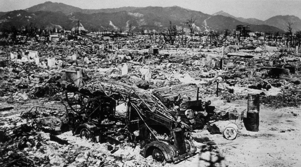 広島・長崎の悲劇を追った著者が語る「原子爆弾が落ちた瞬間に起こること」