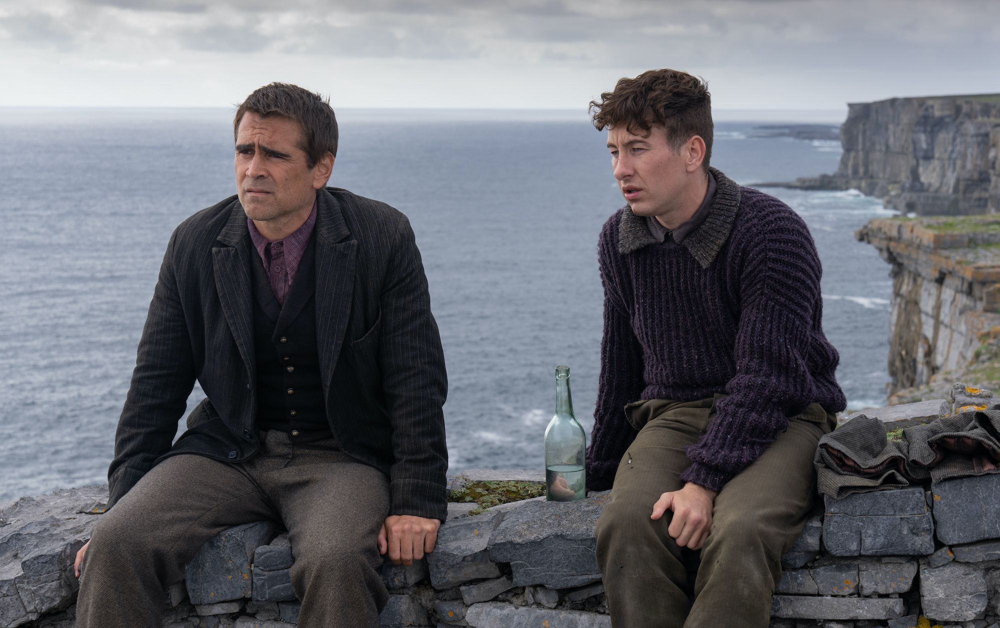 colin farrell and barry keoghan in the film the banshees of inisherin photo by jonathan hession courtesy of searchlight pictures © 2022 20th century studios all rights reserved