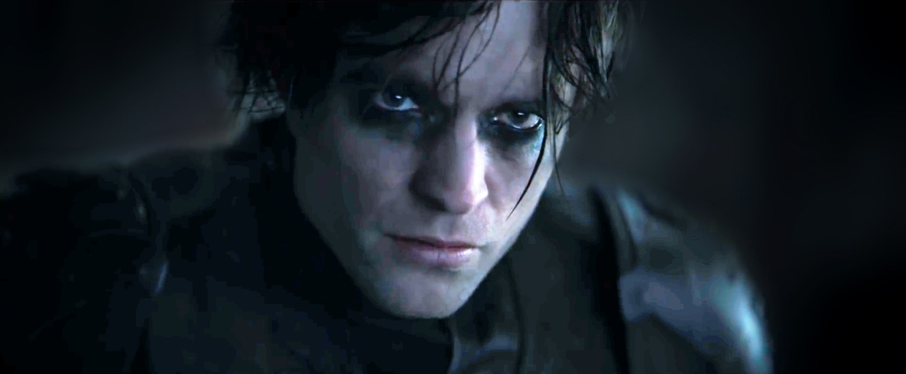 See Robert Pattinson in First The Batman Trailer