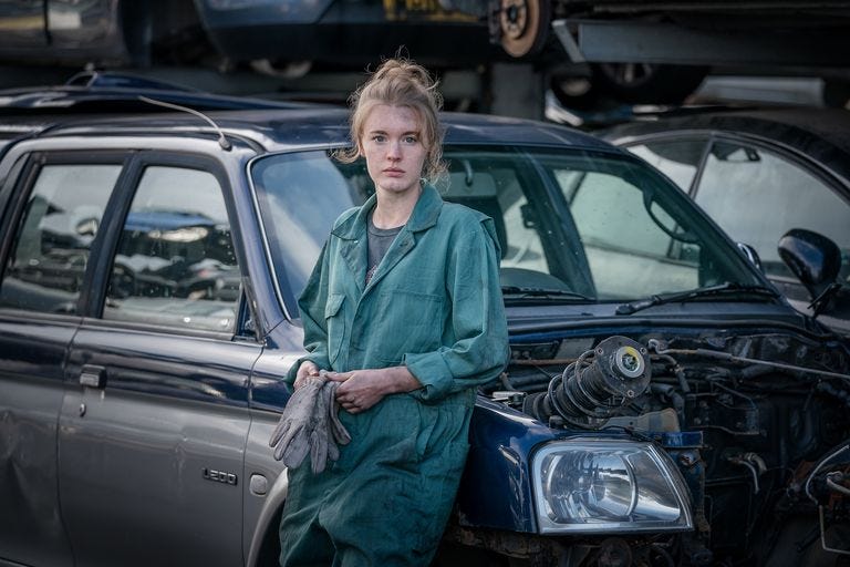 the bay  series 2lisa armstrong is at a low ebb but a new case involving a shocking murder within a loving family brings lisa unexpectedly back into the front line she must get under the skin of a new family and prove her worth to her colleagues, to her family and to herselfphotographer ben blackall  © tall story pictures 2020amy james kelly as grace marshbrook