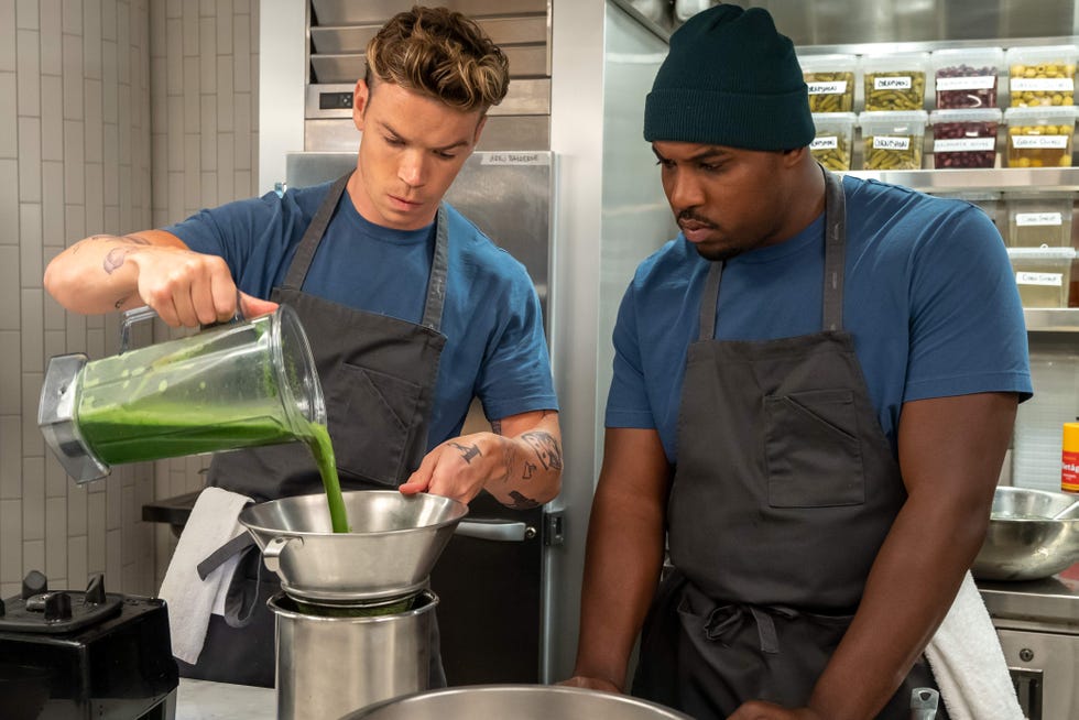 “the bear” — “honeydew” — temporada 2, episódio 4 (estréia quinta-feira, 22 de junho) na foto: (da esq. para a dir.) will poulter como luca, lionel boyce como marcus. créditos: chuck hodes/fx.