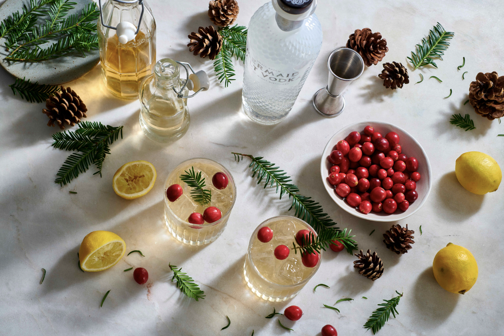 the best christmas cocktails for your repertoire this december