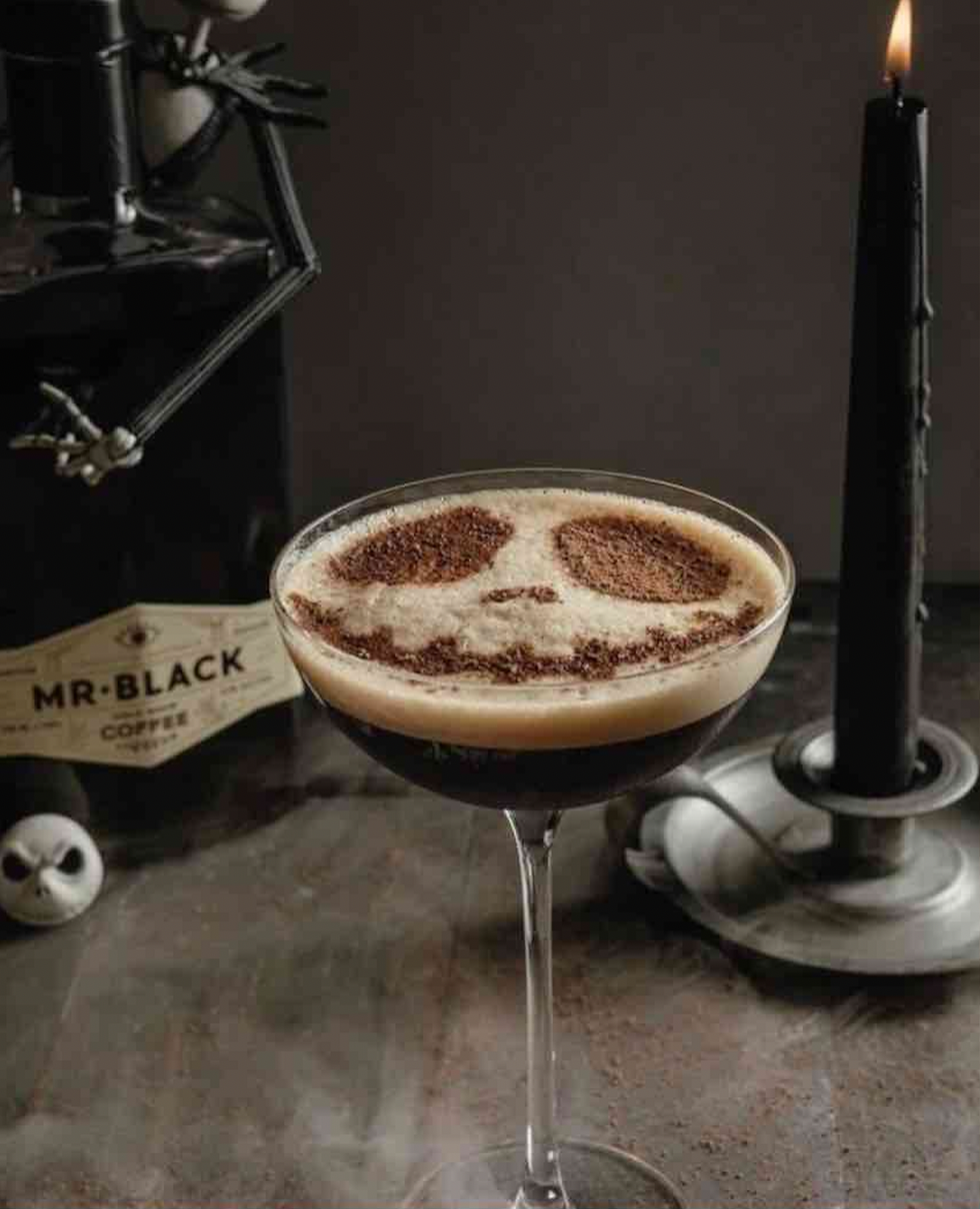 the best halloween cocktails to really take your breath away