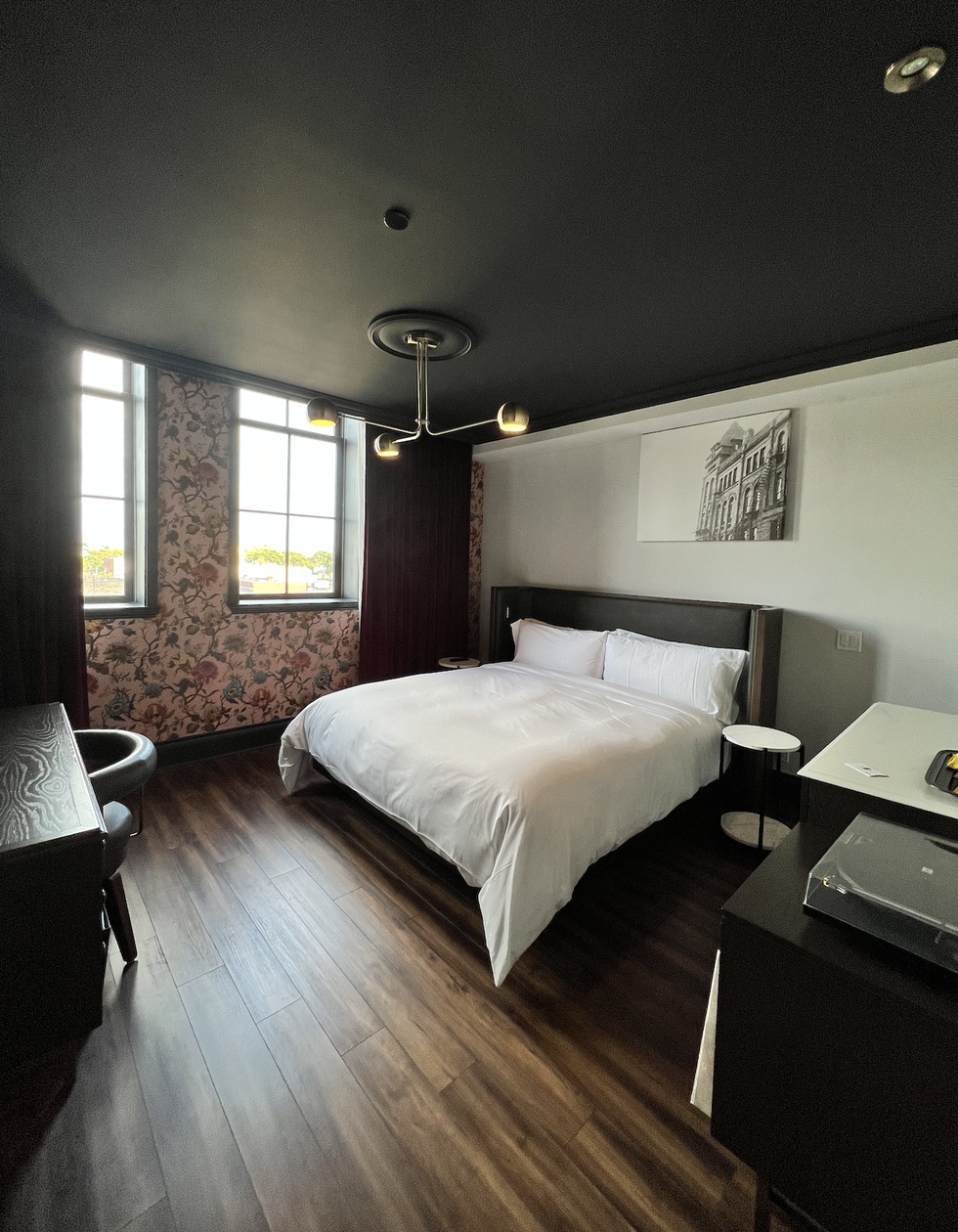 toronto travel guide, the broadview hotel
