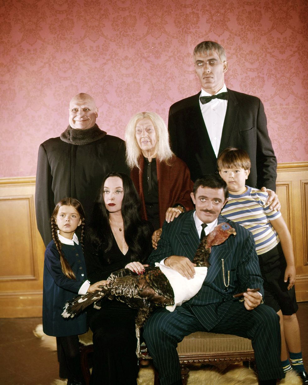 La famiglia Addams compie 50 anni, idee per i costumi di Halloween 2019