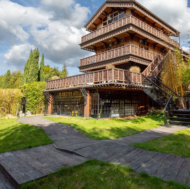 The Swiss Chalet At Hampton Court Is Back On The Market