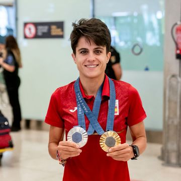 spanish olympic team arrives in madrid