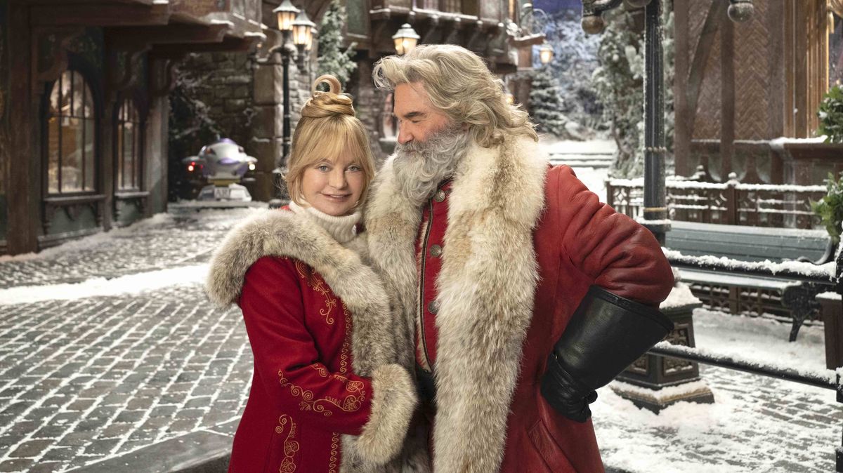 preview for The Christmas Chronicles 2 Kurt Russell Goldie Hawn Official Trailer Netflix