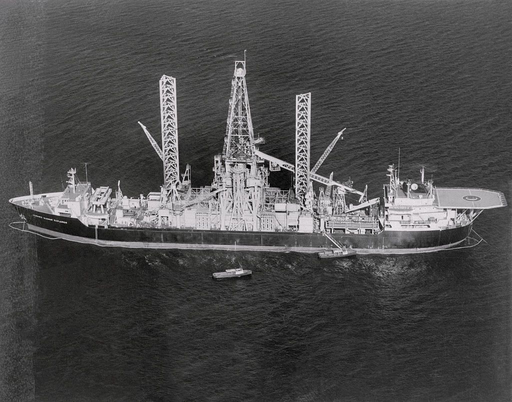 Project Azorian: The CIA's Quest to Steal a Soviet Submarine