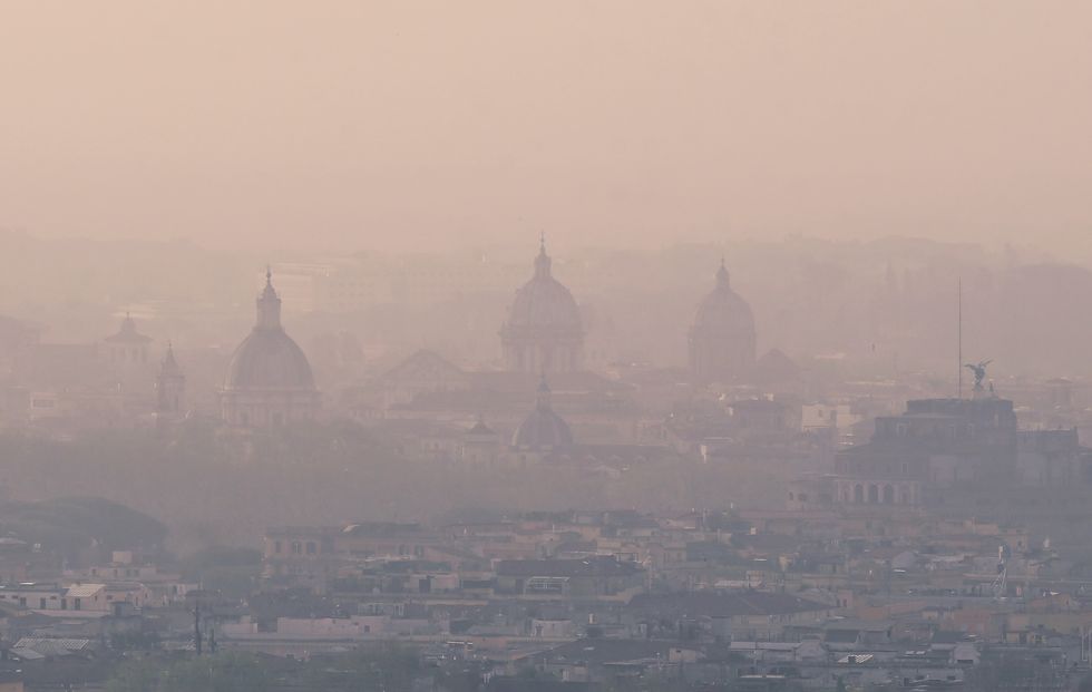 italy weather pollution smog