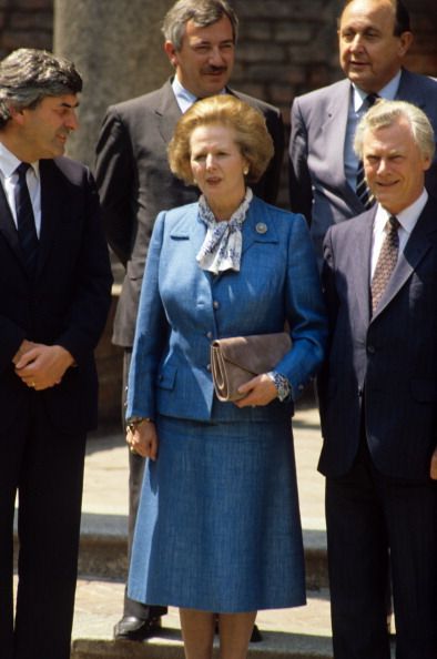 margaret thatcher poses formally with other leaders