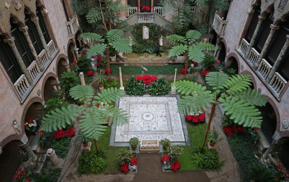 the isabella stewart gardner's christmas colors