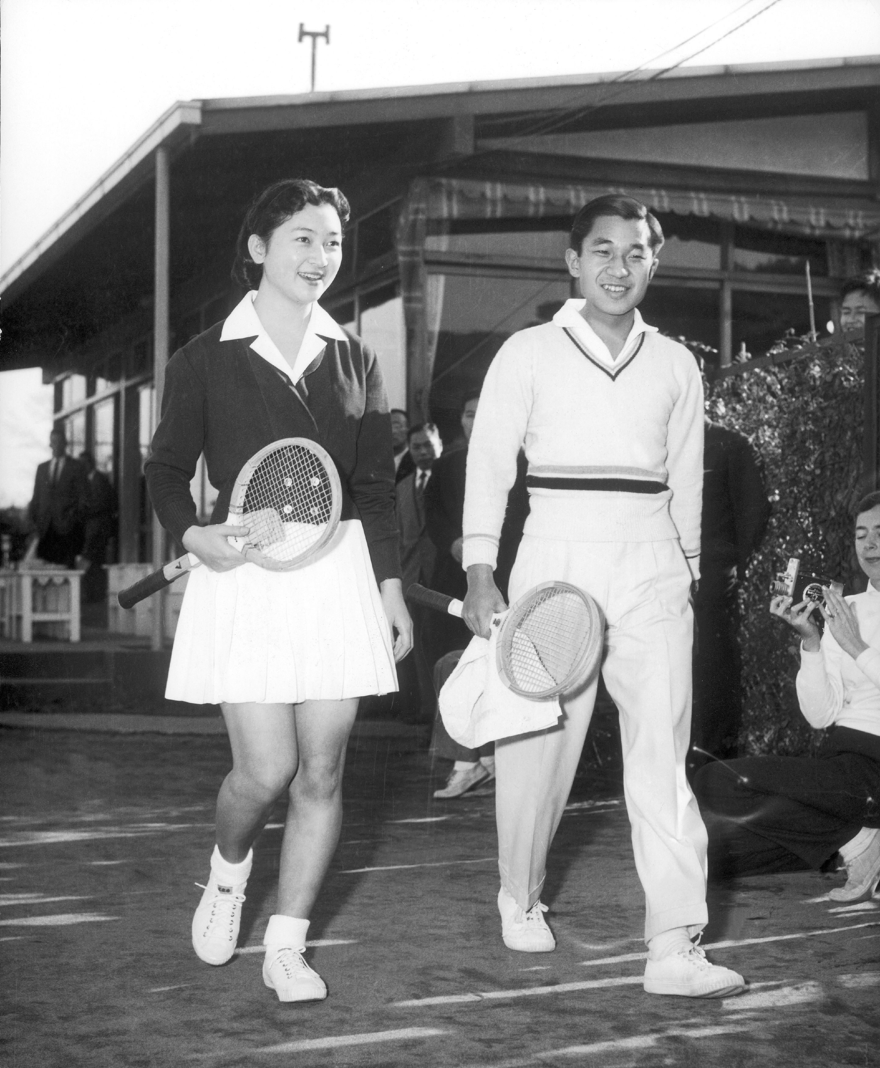 上皇后美智子さまのメモリアルアルバム｜ご婚約後の若き日のお姿
