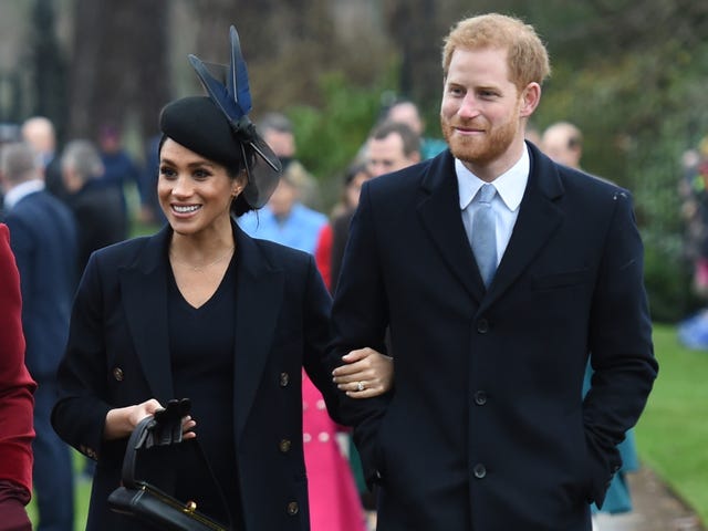 Meghan Markle Looks Classically Chic on Her Way to Yoga