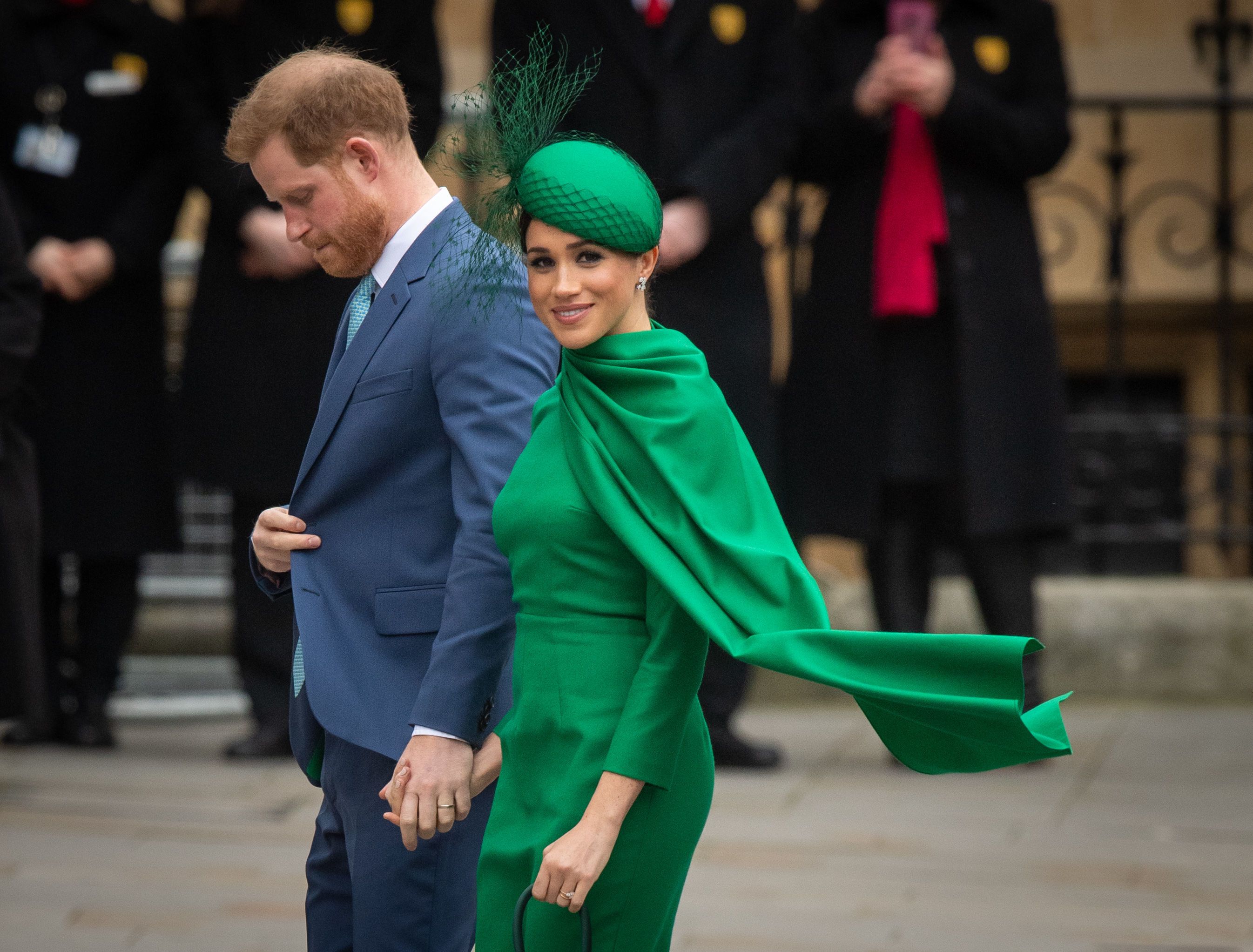 60+ Photos of the Royal Family Wearing Green - Queen Elizabeth