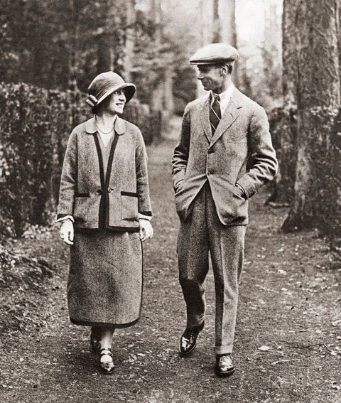 the duke and duchess of york strolling through the grounds of polesdon lacey, surrey, england, on thier honeymoon in 1923